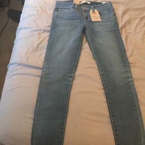 Super skinny Levi girls jeans